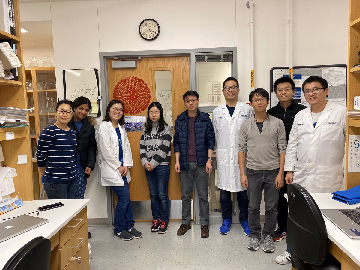 Say farewell to <a href="/EunheeChoi12/">Choi Lab</a> ! We will miss you!