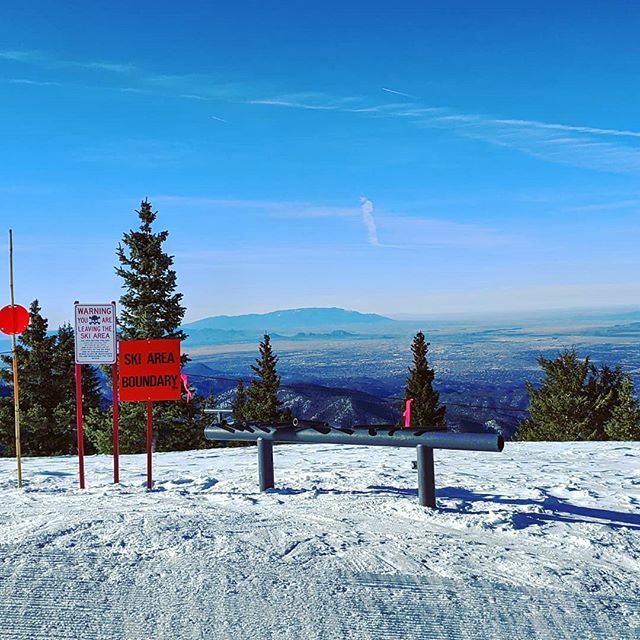 thomasgpetersen's tweet photo. #Day07 #skibueno #sandiamountain #letsgetwordy
#skinewmexico #optoutside #claimmyrun
#winter #wintertime #instawinter #winterwonderland #winterlandscape
#all_shots
#instagood
#igers
#igaddict #santafenm
#signporn #ig_signage #igsignage #signgeeks #signfishing #everything… https://t.co/f2hHEtrFGG