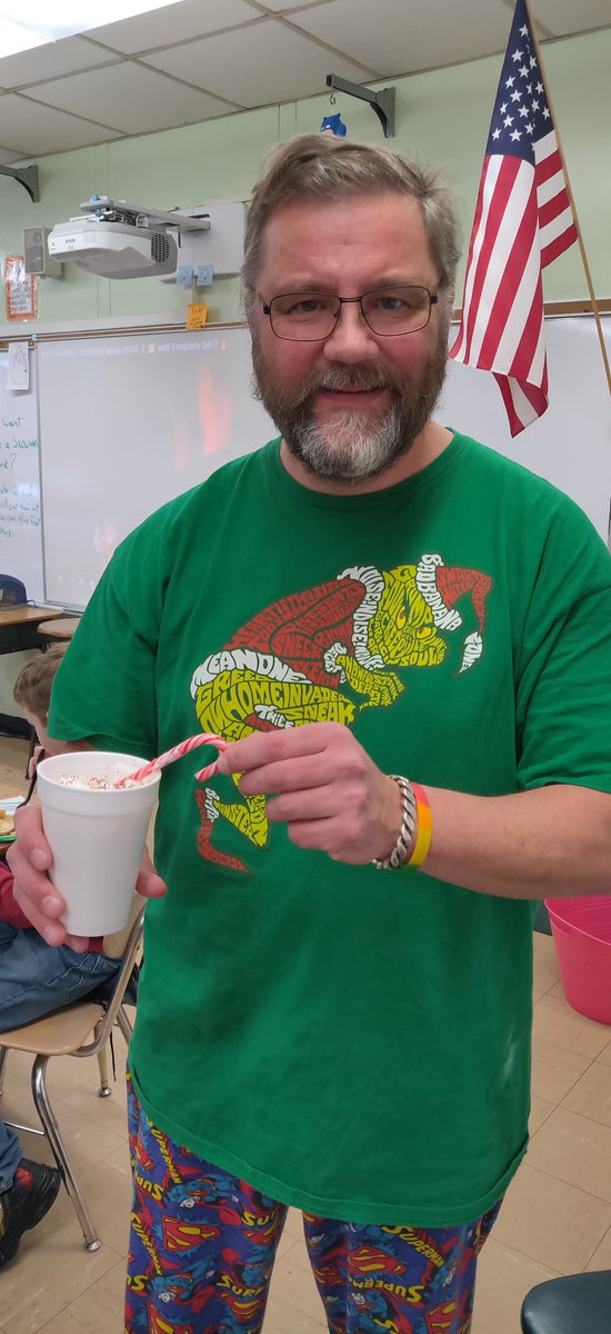 Mr_Shave_TIS's tweet photo. Guest Reader Winter Celebration is underway in our classroom. We've had hot chocolate & pancakes in our PJs. Soon some of our parents will be reading aloud their favorite holiday books. @TitusvilleTiger #ACSDreads #readaloud https://t.co/wlmYrq1JJQ