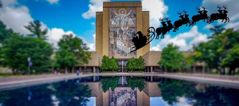 INDOTNorthwest's tweet photo. #SantaStopsIN; Even Santa likes football. We've spotted him at Notre Dame! Where will he go next? https://t.co/pE481yB5GT