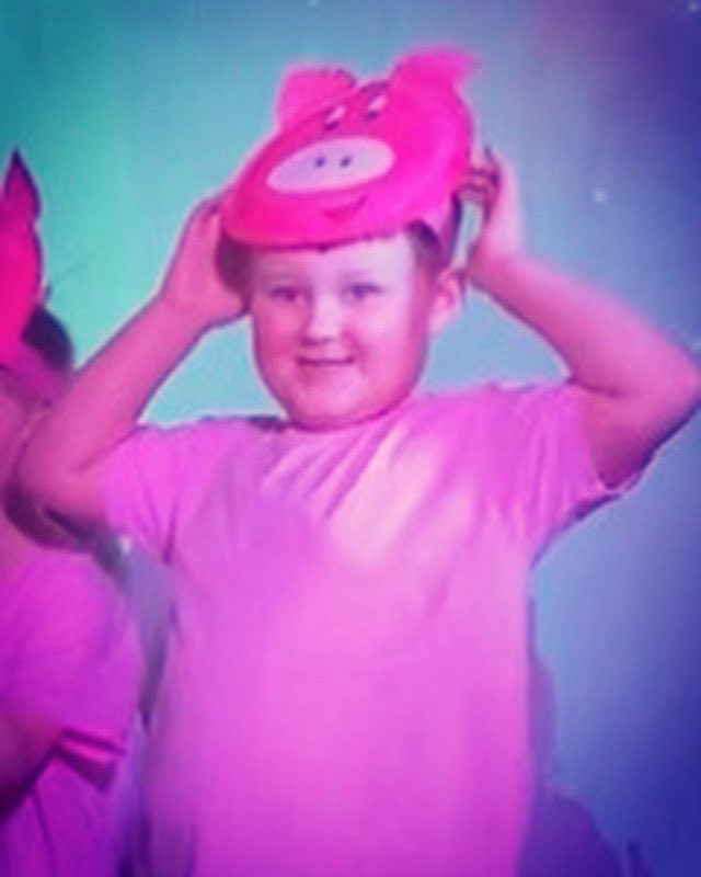 BlackhamProduc1's tweet photo. Mini Blackham Productions getting down with the new branding in his school play today! ๐ #blackham #piggy #beingfive https://t.co/2P80oDXoI8