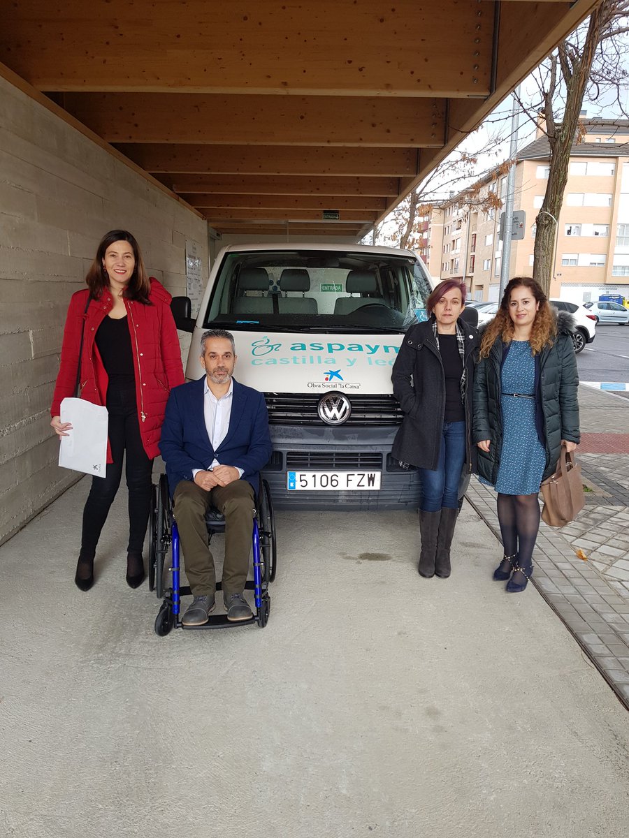 angeldepropios's tweet photo. @Aspaym_CyL en Avila ha recibido una donación de Fundación Obra Social laCaixa, estimada en 4000 euros. La cuantía de la donación que Obra Social laCaixa ha hecho a @Aspaym_CyL ha ido destinada a restaurar la rampa de accesibilidad para personas con discapacidad. Muchas gracias. https://t.co/ta40WnyYQR