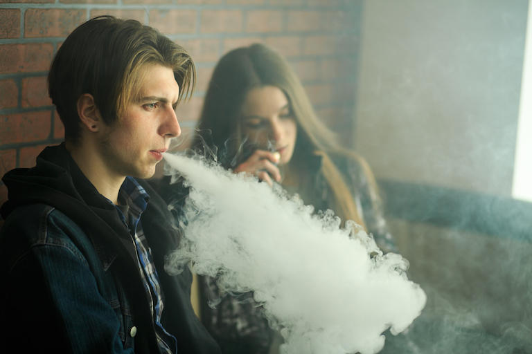 FreshBloodGroup's tweet image. Vaping is the prevalent use of tobacco among mid/high school students. More than 1 in 4 high school students vape. 69.3% reported exposure to vape marketing. The numbers are clear. Vape COs are targeting vulnerable demographics with misleading tactics.
bit.ly/fbg121219