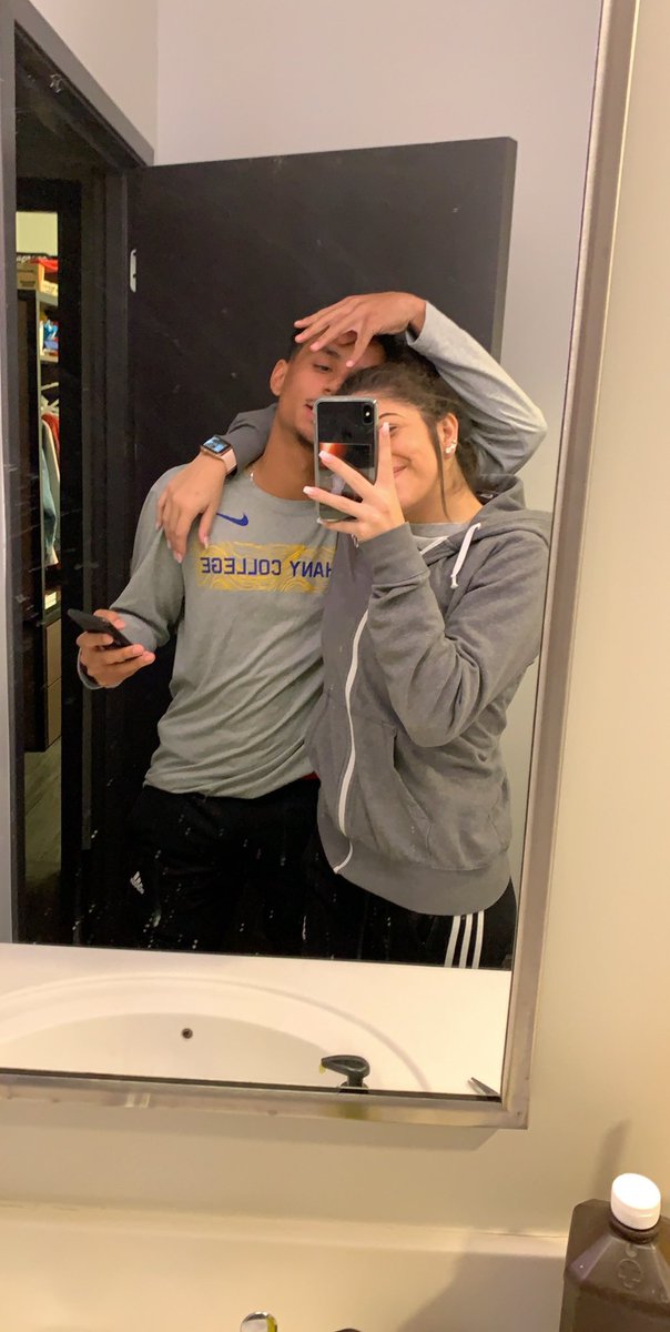 kalvarez2016's tweet photo. Sorry guys i just really miss him a lot😭 January 5th wya? https://t.co/BrDbIzzdQX