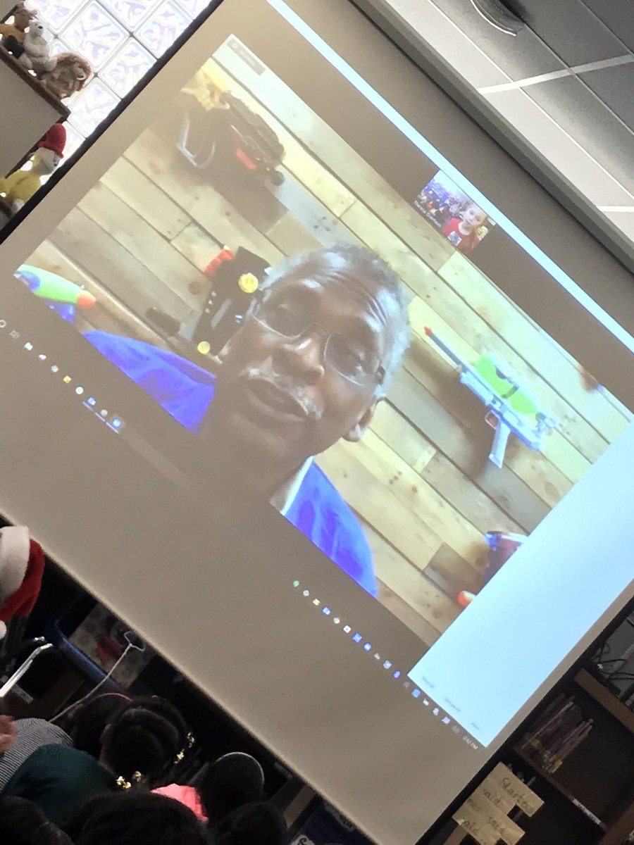 NWES_Library's tweet image. Here are our 2nd graders getting a pic with Dr. Lonnie Johnson after an AMAZING Zoom call with him yesterday!!! He even had on a @NorthwestES school shirt!!! #howcool #pfisdlibraries