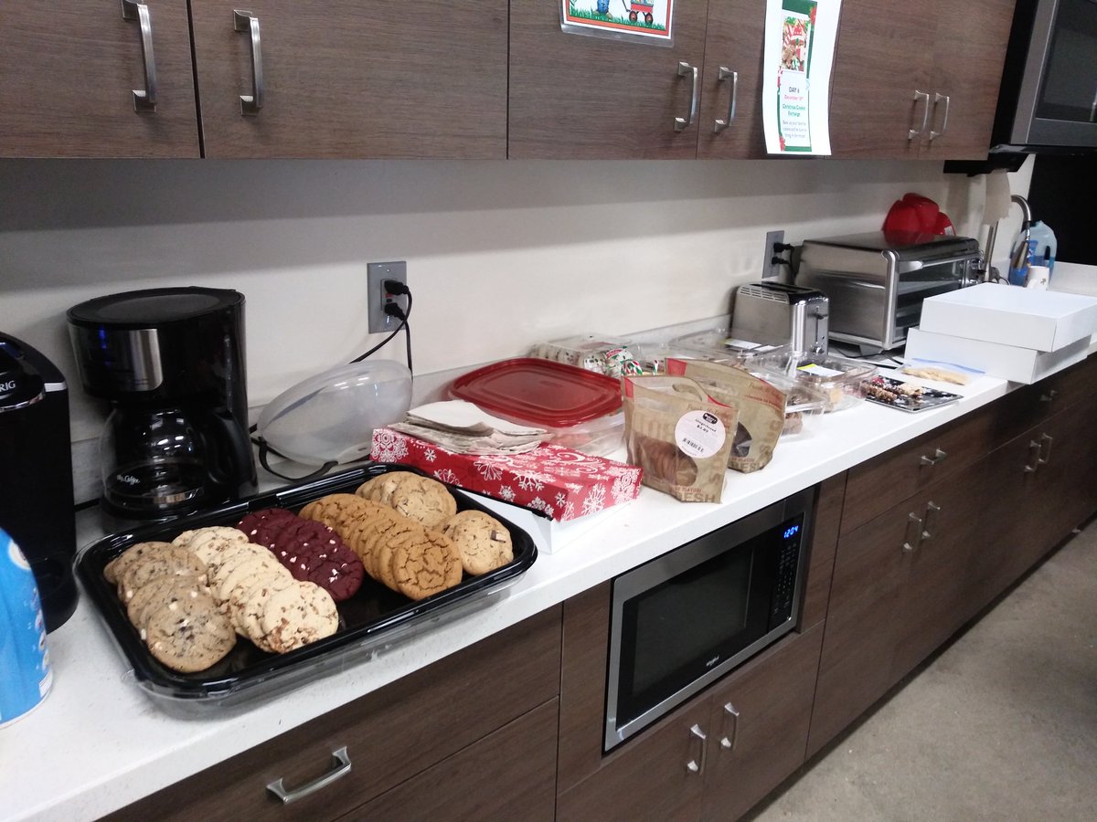 Day 6 of 13 days before Christmas. Christmas Cookie Exchange day @ Walker Home Depot 2720
#2720 #wearewalker