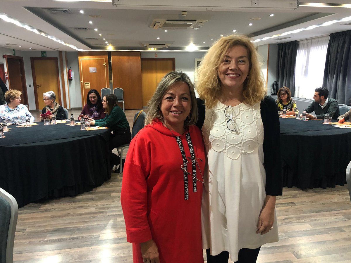 FJM_ES's tweet photo. Asistimos a la jornada sesión científico-divulgativa
en la que expertas nutricionales hablan sobre la controversias nutricionales en torno al zumo de #fruta.

📍Valladolid

Izq. 👤 María José Castro Alija
Dcha. 👤 Marcela González-Gross https://t.co/PF5opYjp6z