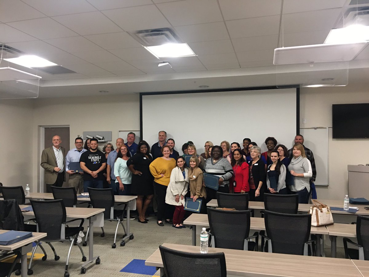 dolbyl's tweet photo. So proud to have supported the @SSCcareercenter @LashaunaHinton today during the @SeminoleState Professional Development Awards🥇🏅🏆#gostategofar #professionaldevelopment #professionaldevelopmentmatters https://t.co/tiiFJcunEh