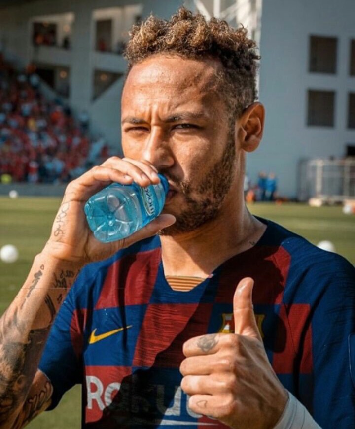 prisonpsg's tweet photo. @NeymarJrSite El clásico next year for you.
No more le mans or Amien, no more #prisonpsg https://t.co/eEvV3iTnxi