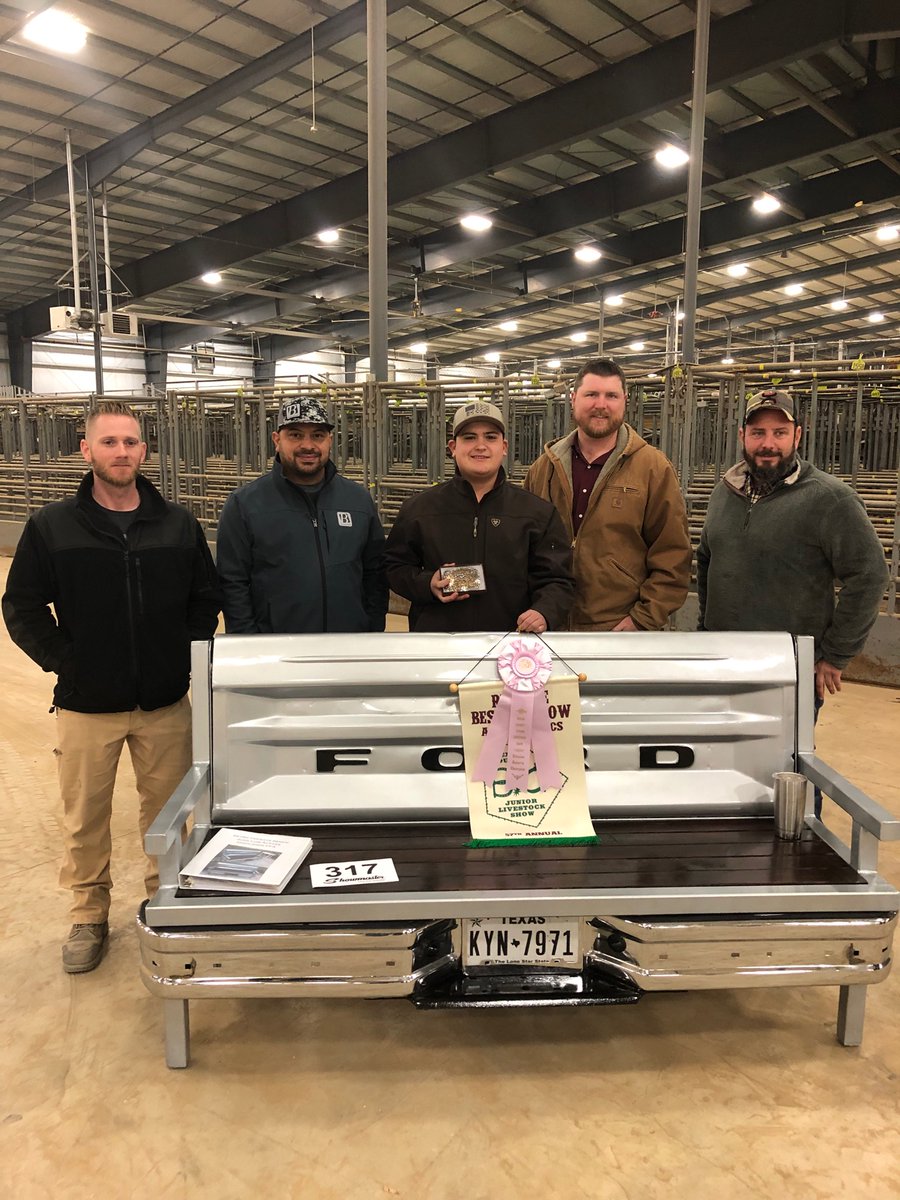 HighlandsAg's tweet photo. Congratulations to the Bexar County Jr Livestock Show Ag Mechanics Reserve Champion!!! Juan put in a lot of hours, glad to see it pay off!
#highlandsffa #BCJLS
@SAISDHighlands @SAISDCTE https://t.co/qKiRESsHDh
