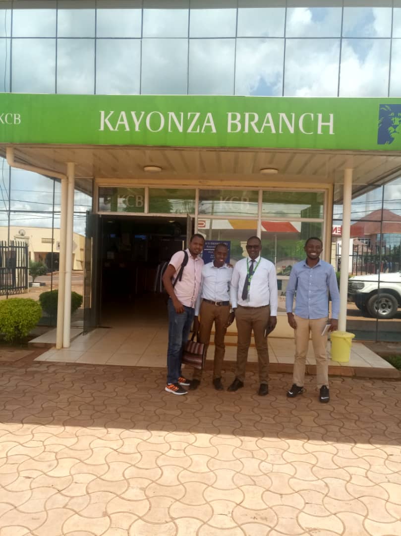 paulhategeka801's tweet photo. We appreciate a commitment of all stakeholders who provided information on #Caprore intambwe coop.Those information will help @Agriterra and @AgriterraRwanda to collaborate with coop.Thanks @BPR_AtlasMara @KCBGroup @GatsiboDistrict @jasperspikker @marineumukunzi @tuyijustino https://t.co/1Y2uSRgBQy