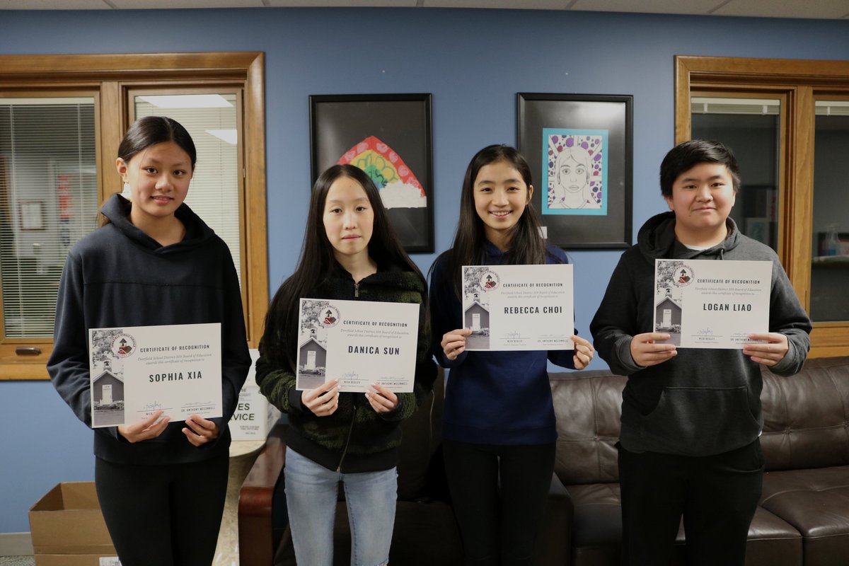 DPS109's tweet image. Congratulations to these amazing musicians who were recognized by the Illinois Music Education Association. We were so glad we could also honor them at our Board meeting this past Monday. #Engage109