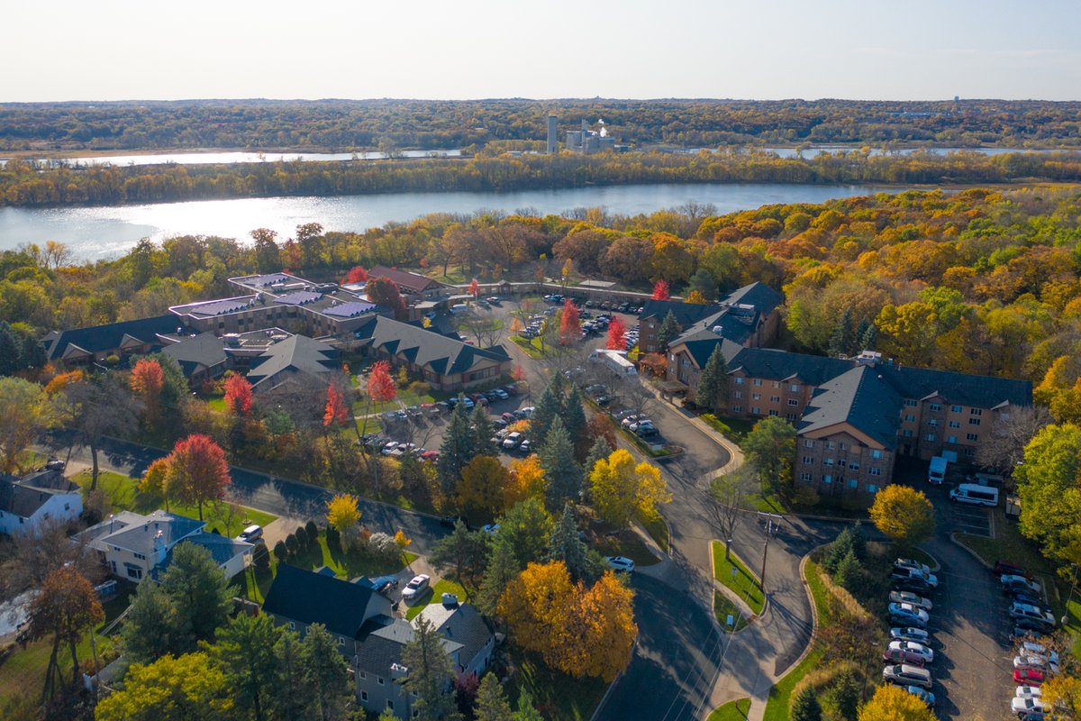 MLutherCampus's tweet photo. Proud to be recognized by @USNews as a top
#nursinghome! Transitional care &amp; long-term care programs received high
marks for nurse staffing &amp; fall prevention. More on our blog: https://t.co/q72DBzZQmZ #topnursinghome #seniorcare #healthcare #fallprevention #transitionalcare https://t.co/Z77tsckSzH