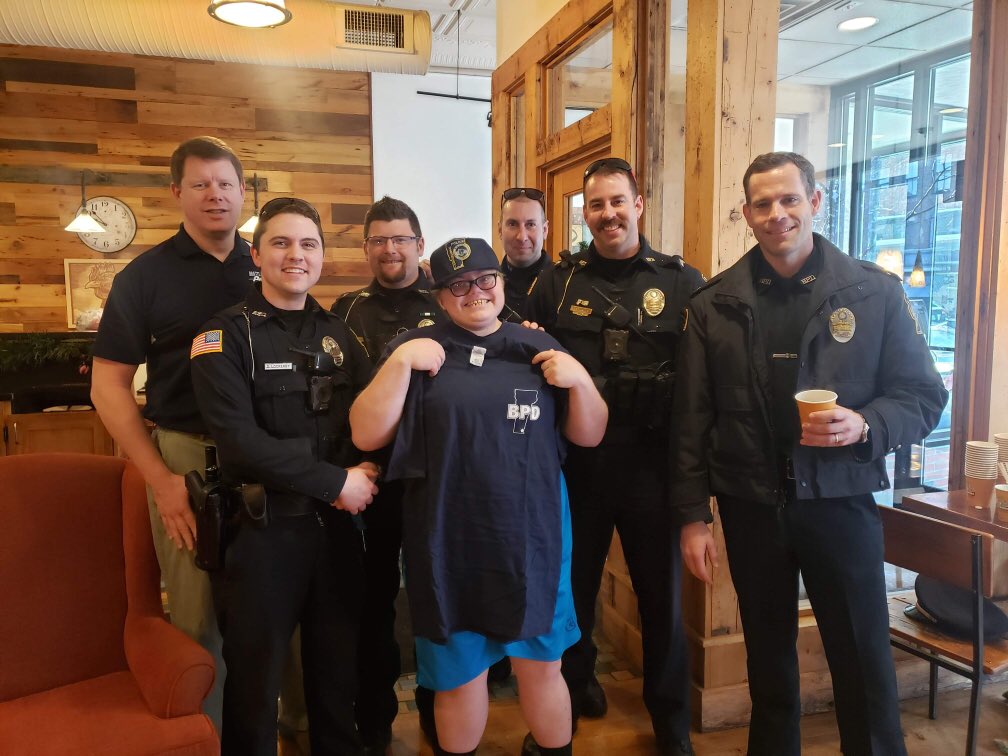BrattleboroPD's tweet photo. Thanks so much to the Brattleboro community for joining us at The Works for a very successful @CoffeewithaCop . We learned a few new things, took suggestions from the public, and enjoyed some great coffee. https://t.co/1zwZCV56iQ