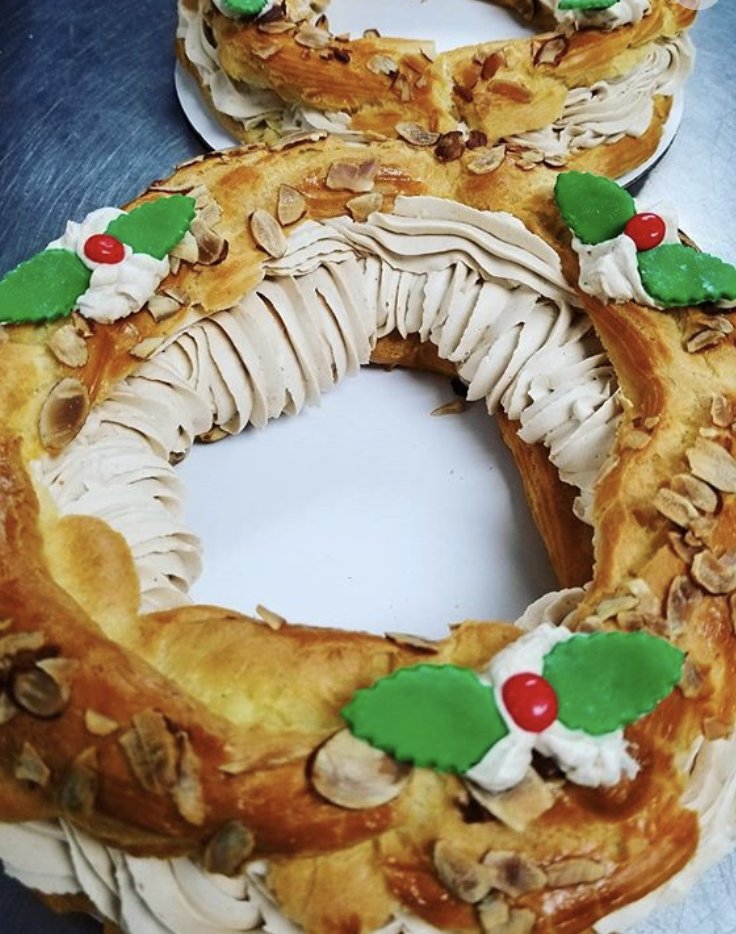 FinessePastries's tweet photo. The last day to pre-order Holiday Pastries! This year, we have giant macarons, Paris-Brest, yule log cakes, cheesecakes, pies, and cookie platters! Choose your favorite pastries to share with your family!🎄🎄🎄 https://t.co/sk3JXcsO5O https://t.co/So8ImAGSca
