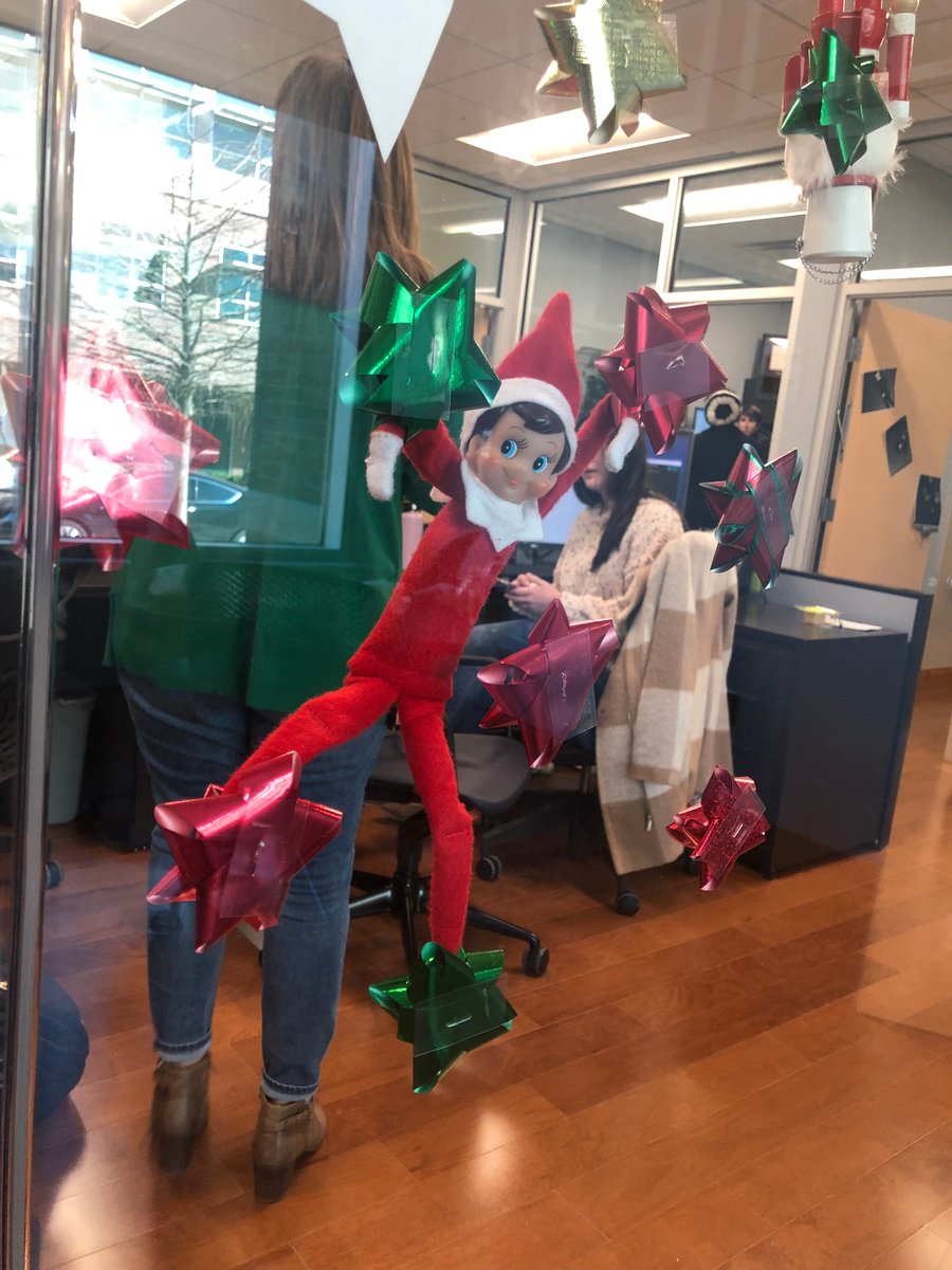 LATechCOES's tweet image. If you&apos;re taking classes in #LATechIESB this week, make sure you&apos;re on your best behavior! Santa&apos;s spies are all over the building.