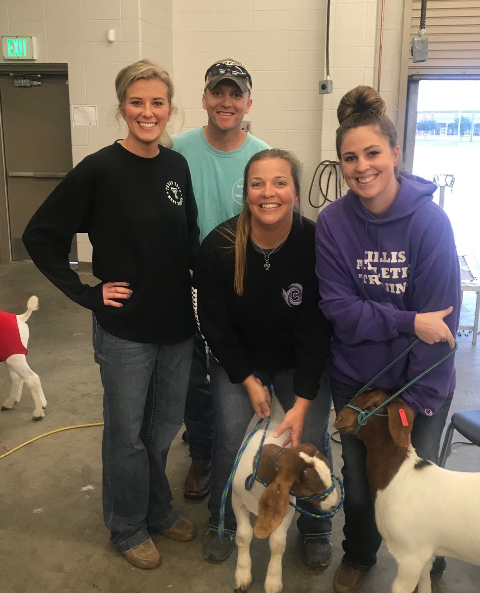 A school community makes all the difference! Cain has a spirit of care that continues to inspire me! Grateful to Ms. Lowry and the Ag team for Farm Friends and great learning experiences for our students! <a href="/KleinCainFFA/">Klein Cain FFA</a> <a href="/ChristyAStanton/">christy stanton</a> @NicolePatin06