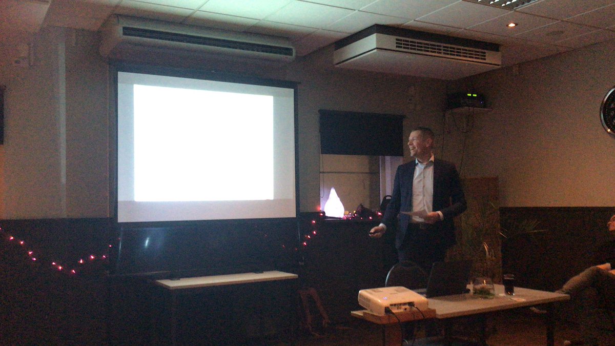 Positieve stemming voor de vorming van een Bedrijfs Investerings Zone. Een goede stap voor Centrum Management Elst!! <a href="/Gem_Overbetuwe/">Gemeente Overbetuwe</a> <a href="/paulkok1979/">Paul Kok</a> <a href="/reneevanhoren/">Renée van Horen</a> <a href="/stadnco/">Stad & Co</a> #trotsopcme