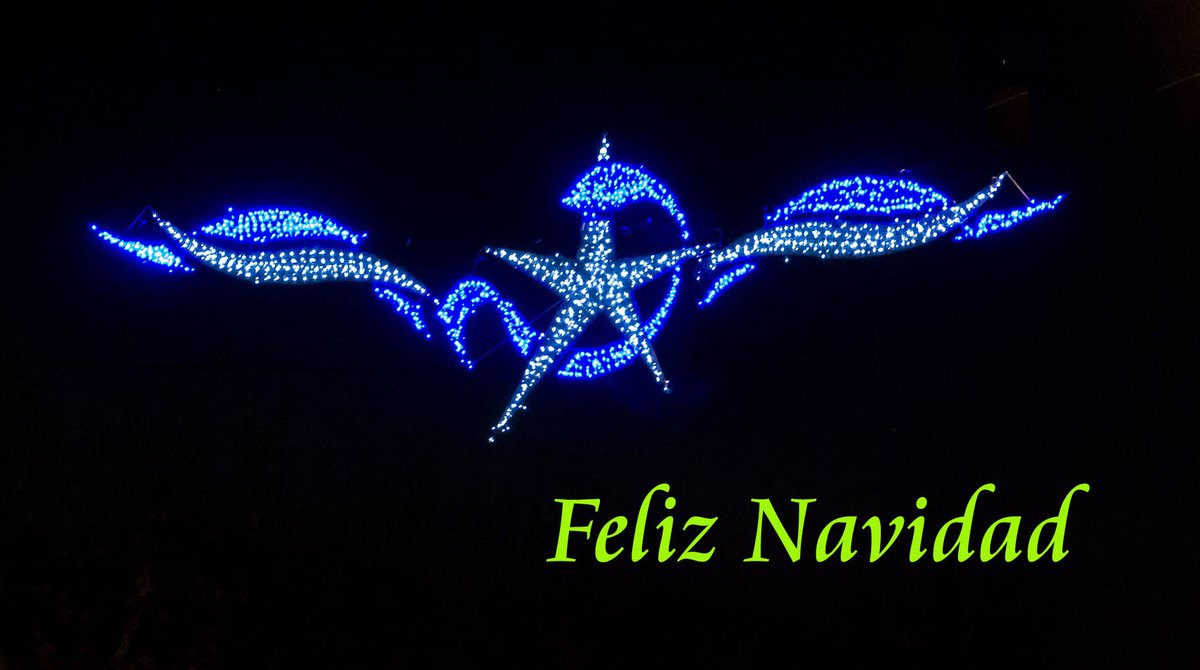 Waldomerillo's tweet photo. Mi felicitación navideña de este año con unas luces de Navidad de @Valdemorillo Feliz Navidad https://t.co/CddWmYIp6X