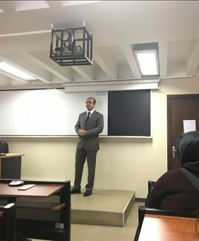 Bugün bölümümüzde iş insanı Nesim Hayfavi'yi ağırladık. Kendisi işletmelerde bilgi ve belge yönetiminin yeri ve önemine değinerek bu konudaki deneyimlerini bizimle paylaştı. Verdiği değerli bilgiler için kendisine ve etkinliğe gelen katılımcılara sonsuz teşekkürlerimizi sunarız.