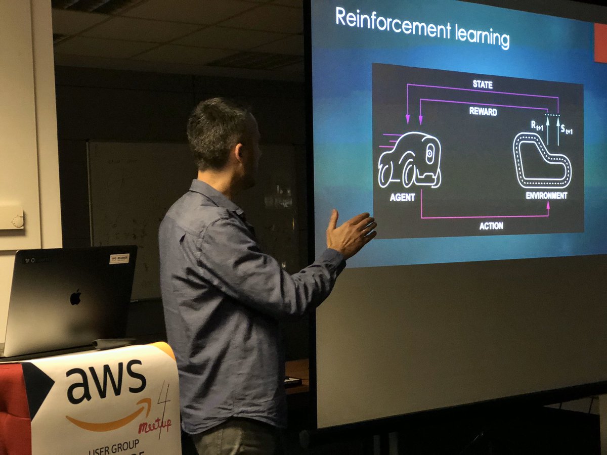 IvanaFisic's tweet photo. How to teach your #awsdeepracer 
#MachineLearning 
@AwsUGBelgrade meetup #4 live on https://t.co/8JNn2oAWtN https://t.co/xeUw6QISva