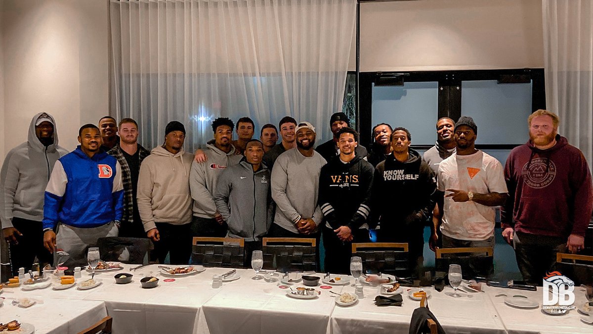 Team bonding at its finest. 👏 Our rookies celebrated the near-conclusion of their first year in the NFL with a team dinner earlier this week.