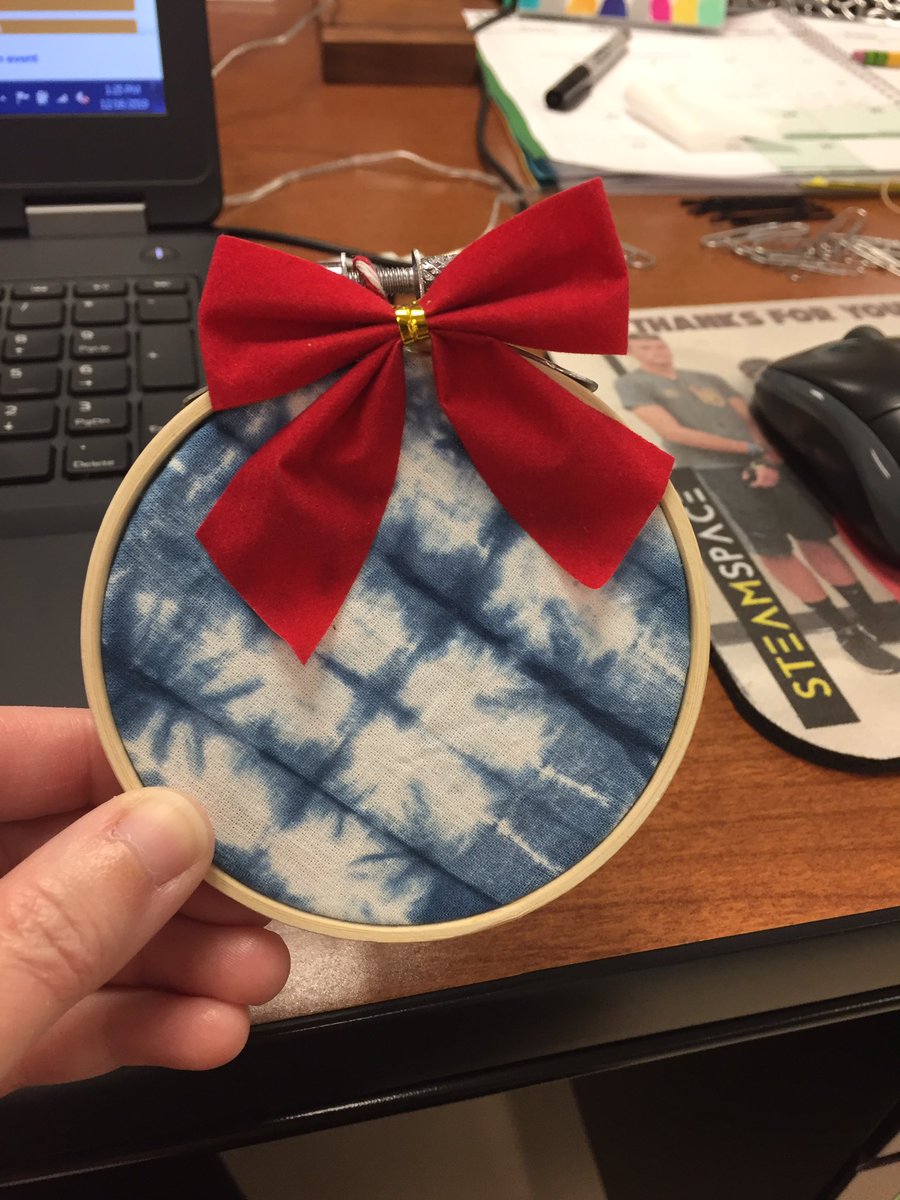nevin_alissa's tweet photo. Final result... indigo ornaments!!
#orgochem #iamdsisd https://t.co/sR3kUokFEM