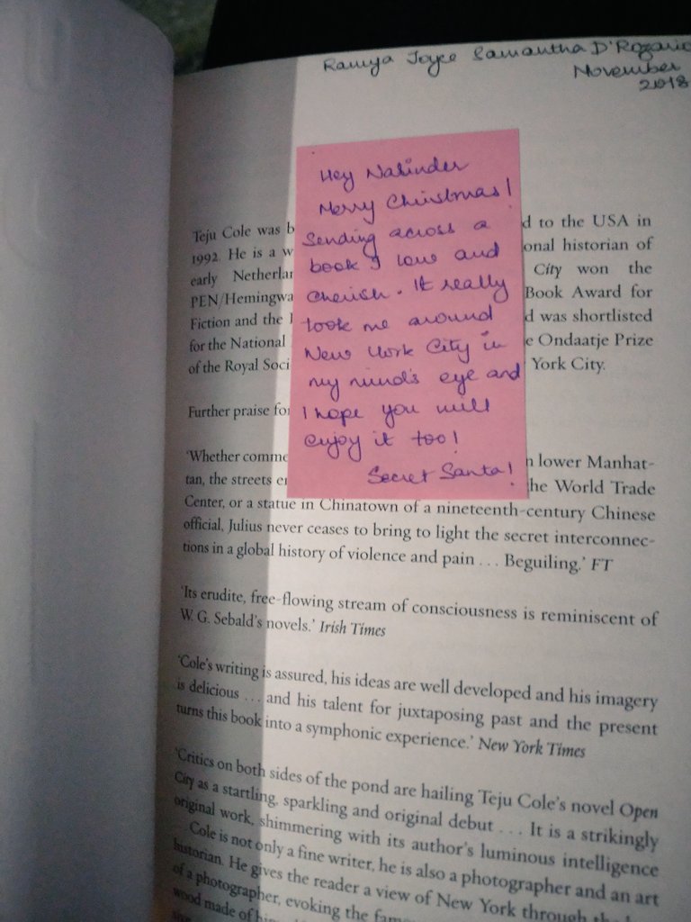 narbhatia's tweet photo. Wow..thanks to my Santa @samantha_rjsdr for sending me such a beautiful book. The vibes did tell me that the book is indeed very dear to your heart and i am sure i am gonna enjoy it as much :)
Thanks @blogchatter for this wonderful initiative :)

#Santachatter https://t.co/ec8RFV8idv