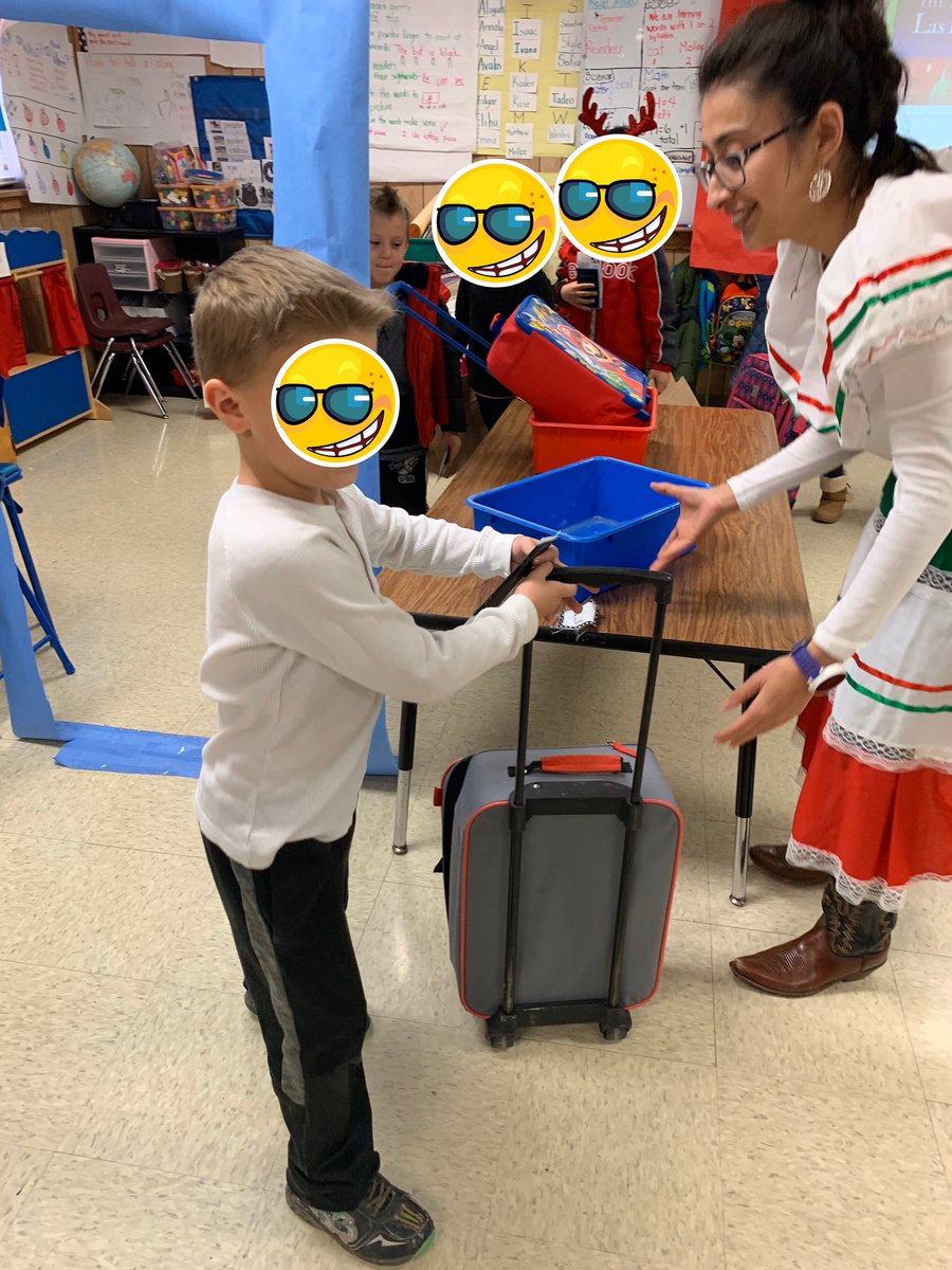 randinanderson's tweet photo. It’s #Christmas around the world today in Kinder! This makes my ❤️ so happy to see Ss learning through experiences! They will remember something they experience! #makeDecembermagical https://t.co/KcnoCv2ZPL