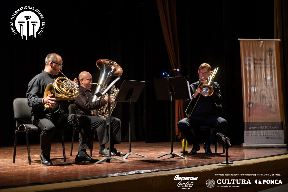 InfoMIBF's tweet photo. #DÍA2 ¡Un deleite para nuestros oídos!

Maravillosos conciertos Recital de Maestros y Hornology Arkady Shilkloper - Corno Francés una experiencia extraordinaria.

¡Gracias a quienes nos acompañaron!

#MIBF2019 #FESTIVALDEMETALES #FONCA #CONCIERTOS https://t.co/Al7Zvefonm