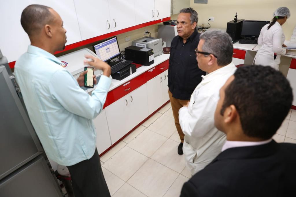 MapRDo's tweet photo. El encuentro estuvo encabezado por el licenciado Ramón Ventura Camejo, titular del MAP y el doctor Harry Romero, presidente del consejo de dirección de la Cruz Roja Filial Norte.
#AdministraciónPúblicaRD
#ModeloCAF https://t.co/cRLs6ErtOT