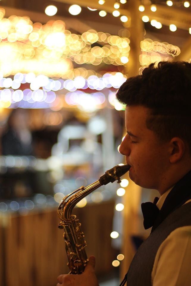 StrandhillSPM's tweet photo. Join us for live Christmas jazz this Friday from the 'Saffron Trio' 🎅🎷

Doors open on at 4pm. 

#SPMXMAS https://t.co/JGJoPIZaMQ