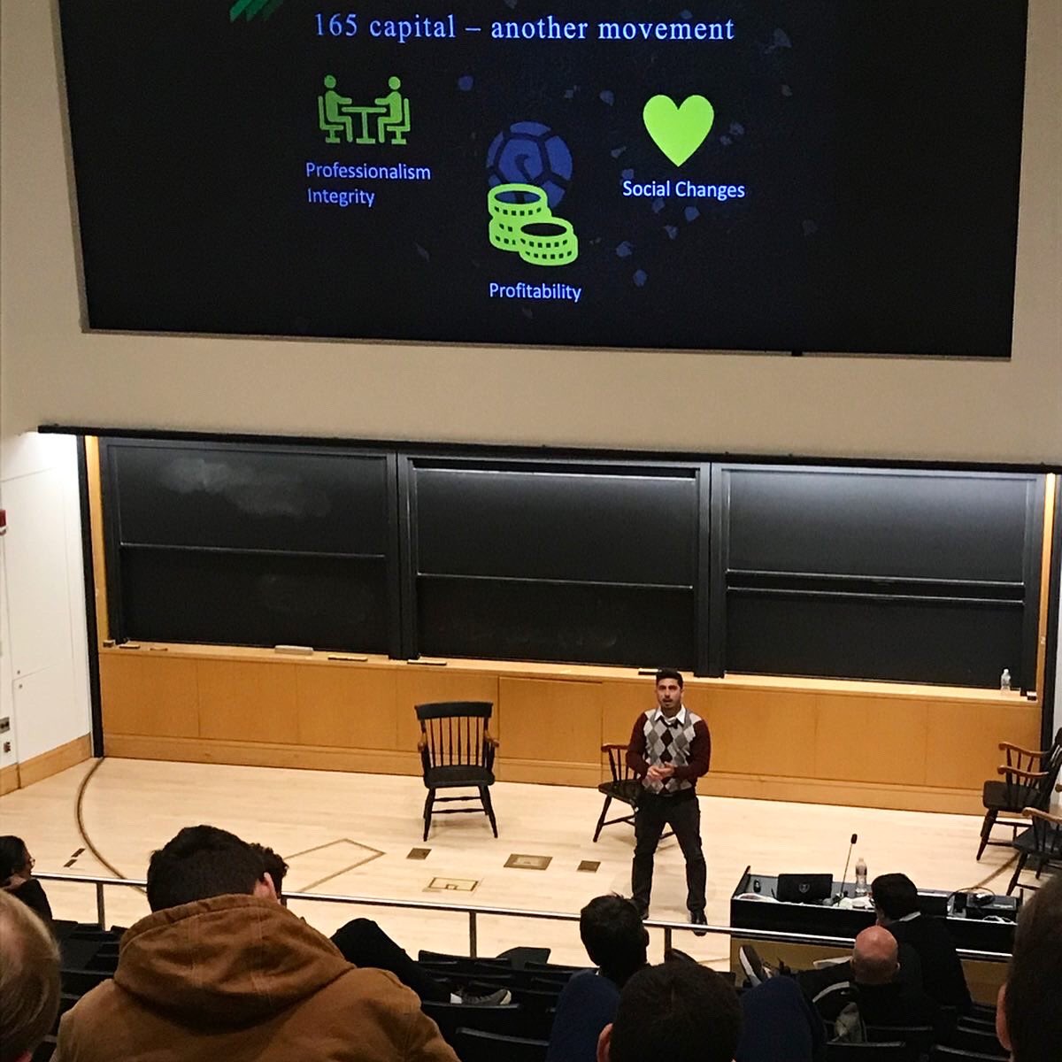 AthensWFS's tweet photo. Great seeing good friend/colleague @thairoarruda of 165 Capital &amp; the @YaleSoccerConf at #PSC2019. His discussion on ⚽️ club profitability was excellent. A dynamic, charismatic new football entrepreneur ... stay tuned! #165Capital #ClubProfitability #SoccerBiz #SportsBiz #Brazil https://t.co/sbxiJN0NpQ