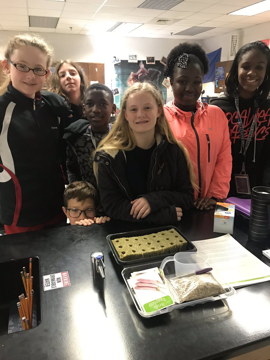KDyHawkins's tweet photo. Planting seeds of knowledge! 😉#TowerGarden #SpartansDoScience https://t.co/DB9ncW2ppX