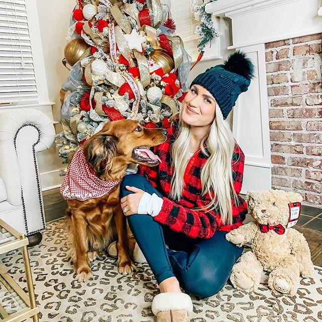 The best friends to have are sweet and fluffy ❤ Give the gift that keeps giving this season with our #bearsthatcare and you'll be donating to help children and families of <a href="/StJude/">St. Jude</a> 

📸: <a href="/MaceyFlowers/">MACE in yo FACE</a> 

More here: bit.ly/2PYkJUX