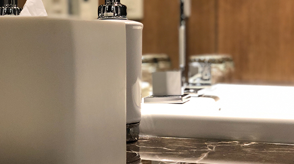 PanararmerLtd's tweet photo. Want to know how you can get your #bathroom in tip top condition before you host the festivities this year? Follow our seven ingenious #CleaningHacks below and add a real sparkle to your spaces…

https://t.co/nlb6qTNV2S https://t.co/v0LIpxDw7p