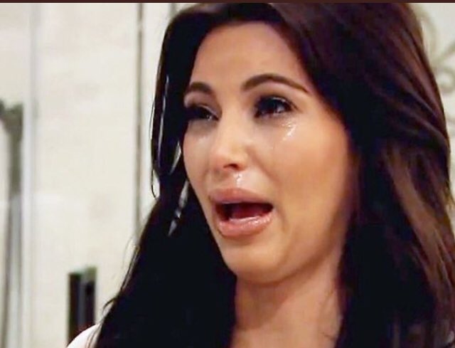 nosense_sense's tweet photo. Watching this game...sees Jesse Suntele...packs my bags to come down to SA...finally Iβm meeting @Thobcs & getting a husband...then remembers #UnusualXGoogle...
Mood currently;
ππΏ
*crying as I unpack my bags* https://t.co/SBfrVlnt4P