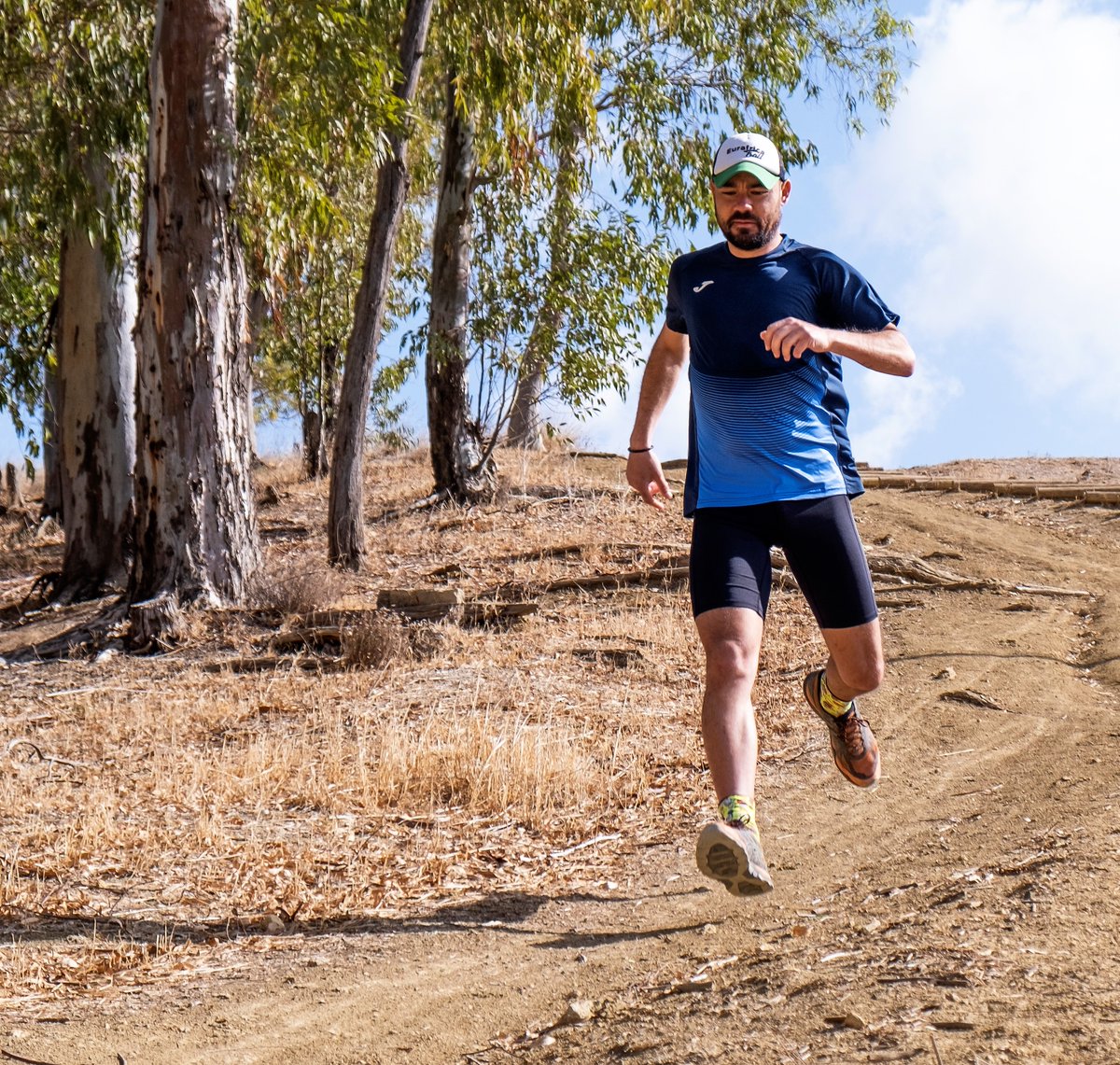 DHans3382's tweet photo. 📌 Bajo el hashtag #Danihans compartiré en breve mi experiencia en el #Deporte  con #diabetes y contestaré vuestras preguntas.

Atentos a FECHA y HORA en mi perfil @DHans3382 .

#diabetessinlimites #diabetesp 

COLABORAN @JomaSport @ernotadlasfotos @Nutricionados  y @Aljarafisio https://t.co/ESVn8WqjM0