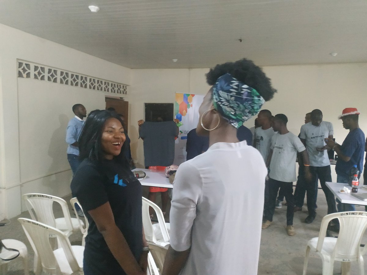 GDGMakurdi's tweet photo. It's a done deal! Special thanks to all organisers and our wonderful attendees for making #FlutterInteract Viewing party Makurdi lit 🔥 🚀!
#EveningMeetup
Cc: @aniediudo @Kolokodess @auwalms https://t.co/wKKxcXcOej