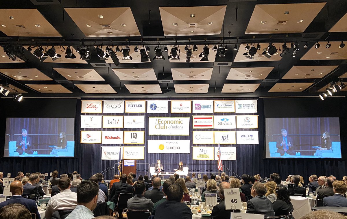 HRichmund's tweet photo. A great luncheon today with @EconomicClubIN at the @icclos with Charles Evans / President & CEO of the Federal Bank of Chicago.
@wfyi #heapy @HeapyEng
Thank you so much for the invitation!! @SteveOsbornPE https://t.co/qcG28nqsrX