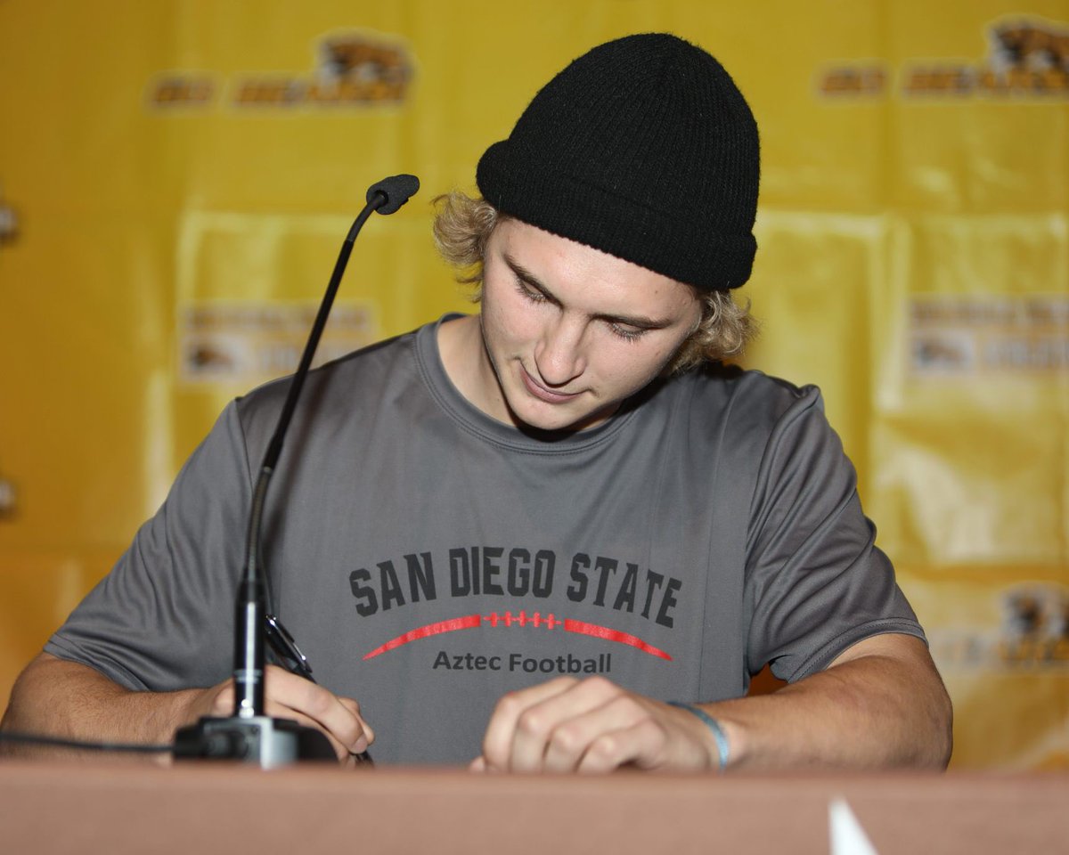 Temecula Valley Football (@tvhsbearsfb) on Twitter photo Congratulations <a href="/Brodyhughes21/">Brody Hughes</a> !!! @SDSUFootball is getting a certified baller! #TVBearRaid #CIFChamp #ScholarBaller Congratulations <a href="/Brodyhughes21/">Brody Hughes</a> !!! @SDSUFootball is getting a certified baller! #TVBearRaid #CIFChamp #ScholarBaller