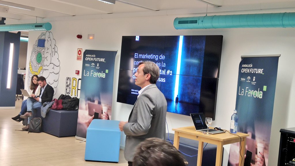 jjv's tweet image. Ahora turno de @ContHub que automatizan tareas para hacer Inbound marketing