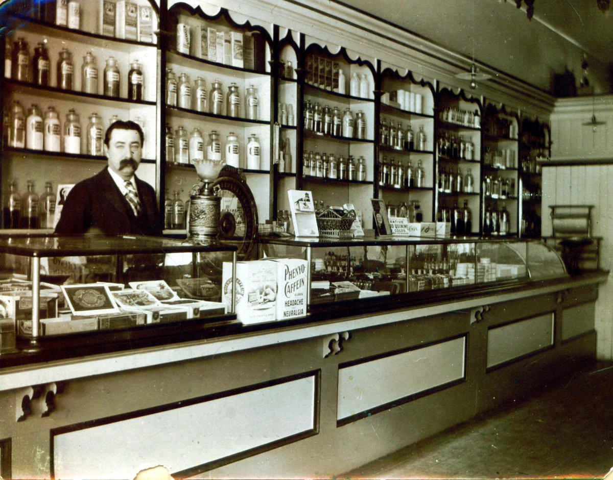 DhallaRahim's tweet photo. Pharmacy in 1900s. Looks familiar eh? https://t.co/4Bwv0bSHhg