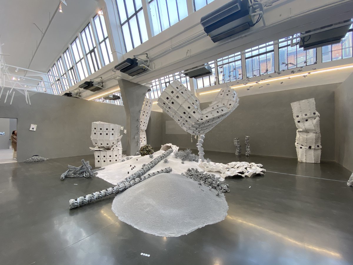 ARTEXB_'s tweet photo. ZHAN WANG, contributes to the significance of materiality itself, moving past ideas of success or failure to unearth the pure qualities of the material, looking closely and inquiring into the hidden connections between life, design, and art. #zhanwang #uccalab #artexb https://t.co/NP0DtdV1vx