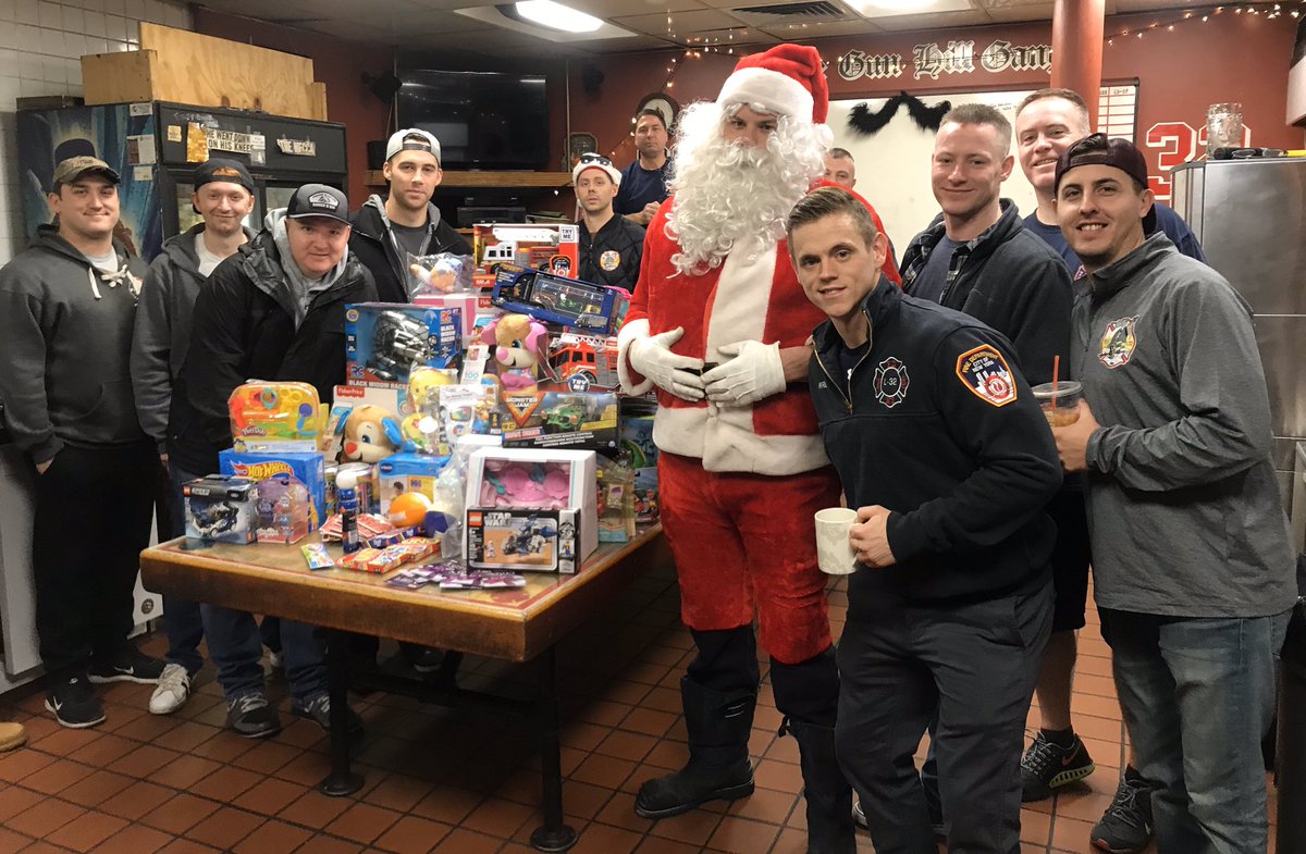 FDNY's tweet photo. FDNY members from #Engine62 and #Ladder32 brightened the day of patients at the Children’s Hospital at @MontefioreNYC by distributing toys collected throughout the holiday season https://t.co/itEf11BFlL