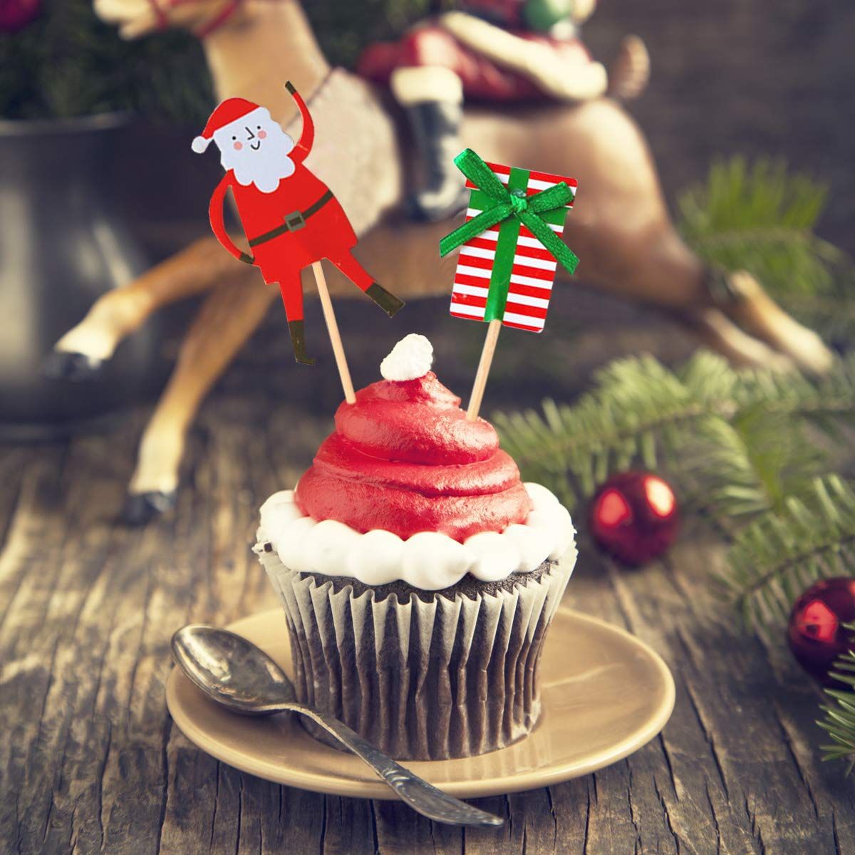 Elf_Memories's tweet photo. Christmas Cupcake Toppers, Ztent 48 PCS Christmas Cake Decoration with Santa Claus, Reindeer, Tree and Candy. Simple cupcake becomes a table decor.  https://t.co/gZRpdGFLf7 https://t.co/EpIGiDO0NW