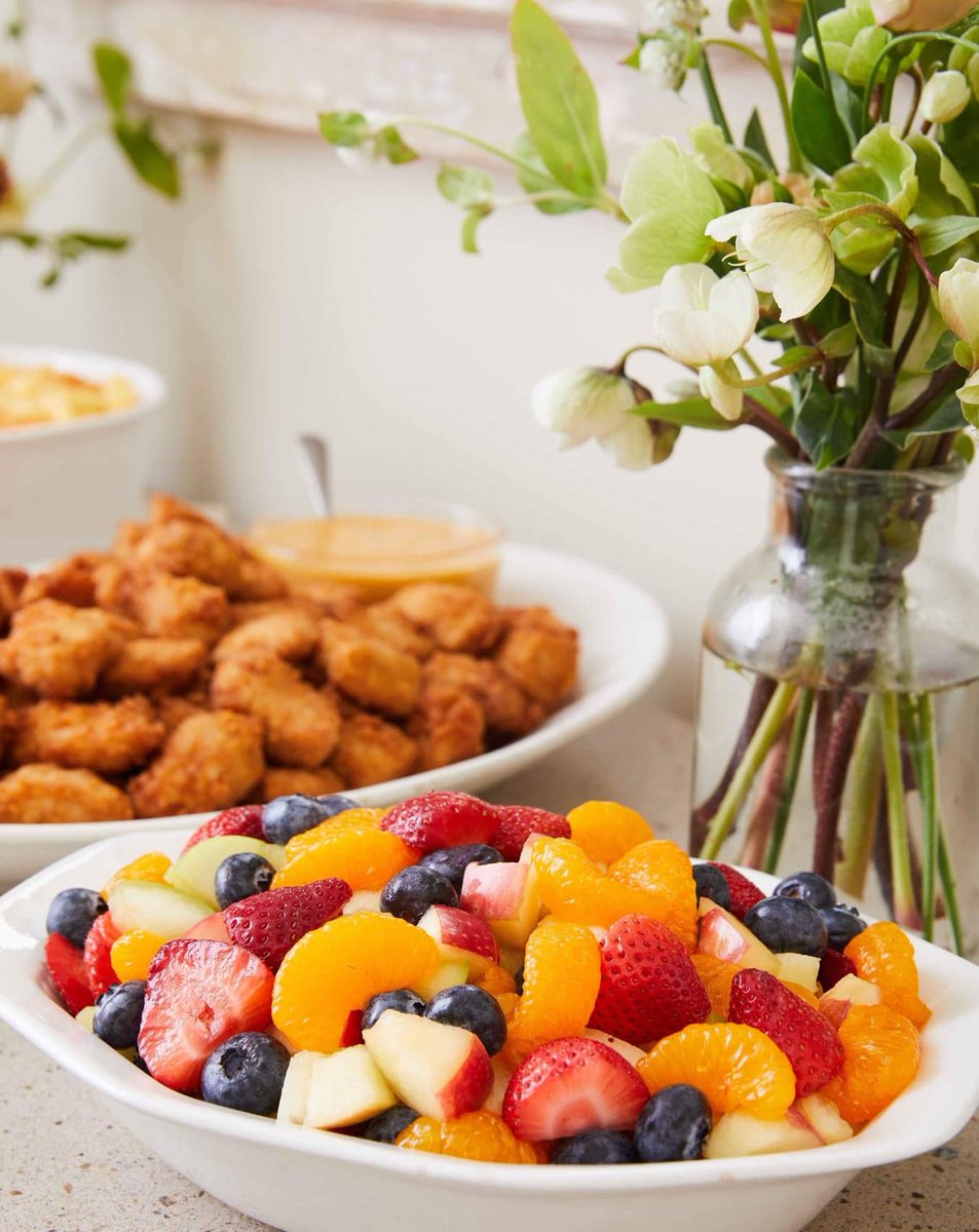 Chickfila_VS's tweet image. The perfect addition to any nugget tray is our fruit tray! Call today to place your order for the holidays! 856.784.5360
.
.
.
.
#chickfilavoorhees #chickfilacatering #fruittray #chickfilanuggets #chickfila