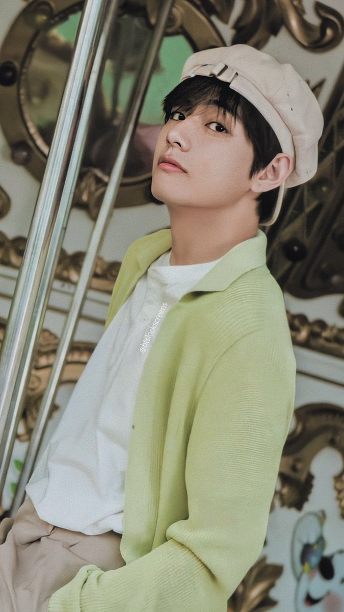 BTS Summer Package 2019 HD scans V/ Kim Taehyung/ Tae lockscreen