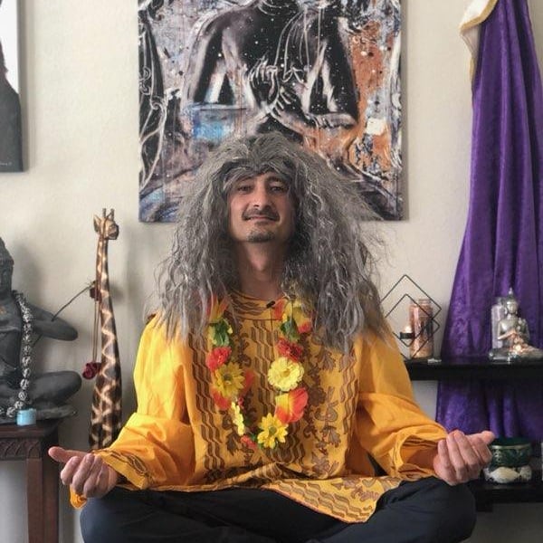 From the set of my new video coming soon on How to Have Your Best Life in 2020.

"Some people will say they are not your guru. I am not other people. I am your guru."

#iamyourguru #iamnotyourguru #2020goals #motivational #guru