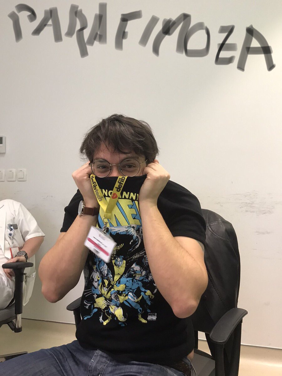 Meto_EM's tweet photo. Danes je na internem izobraževanju o retenci urina tekla beseda o redkejših vzrokih le-te. 

Kolegom sem pokazal, kako ločim med fimozo in parafimozo. Zadnja je urgentno stanja, ker lahko pride do odmrtja glans penisa.

HVALA @EMRAP ! https://t.co/8K7bPo2gHc